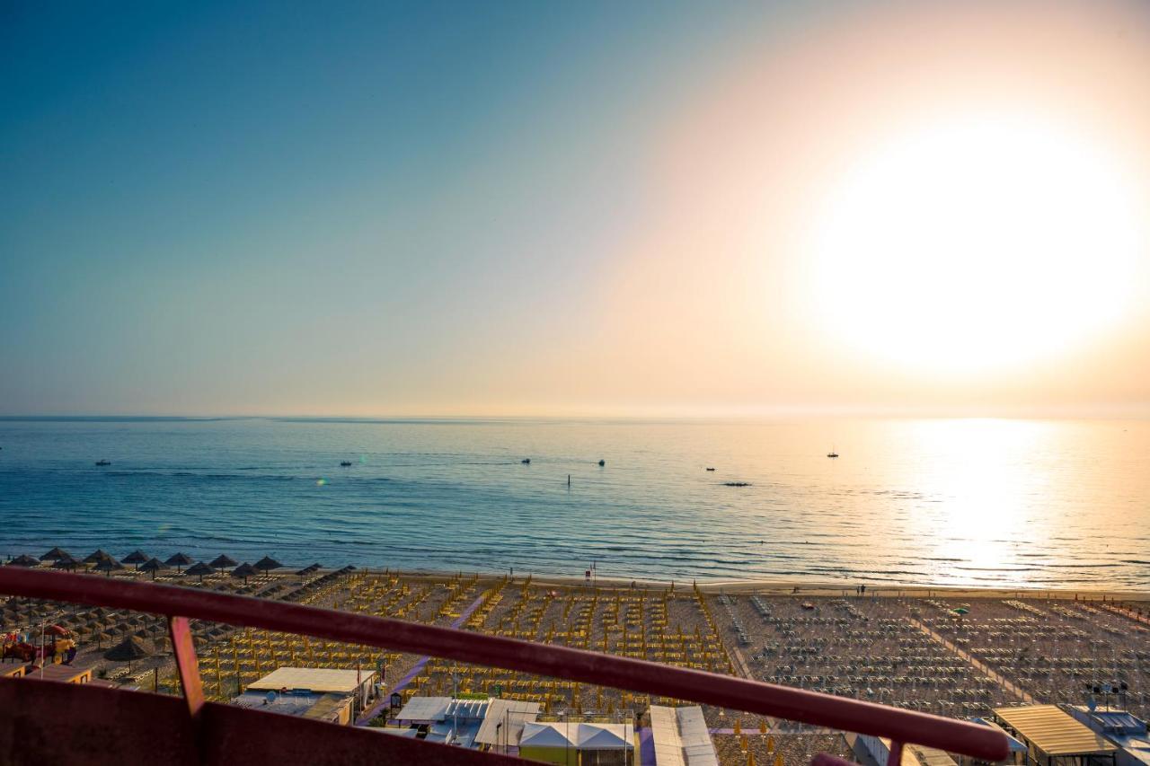 Atlantic Hotel 3*